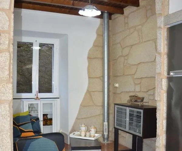 A Casa De Ines Camelle